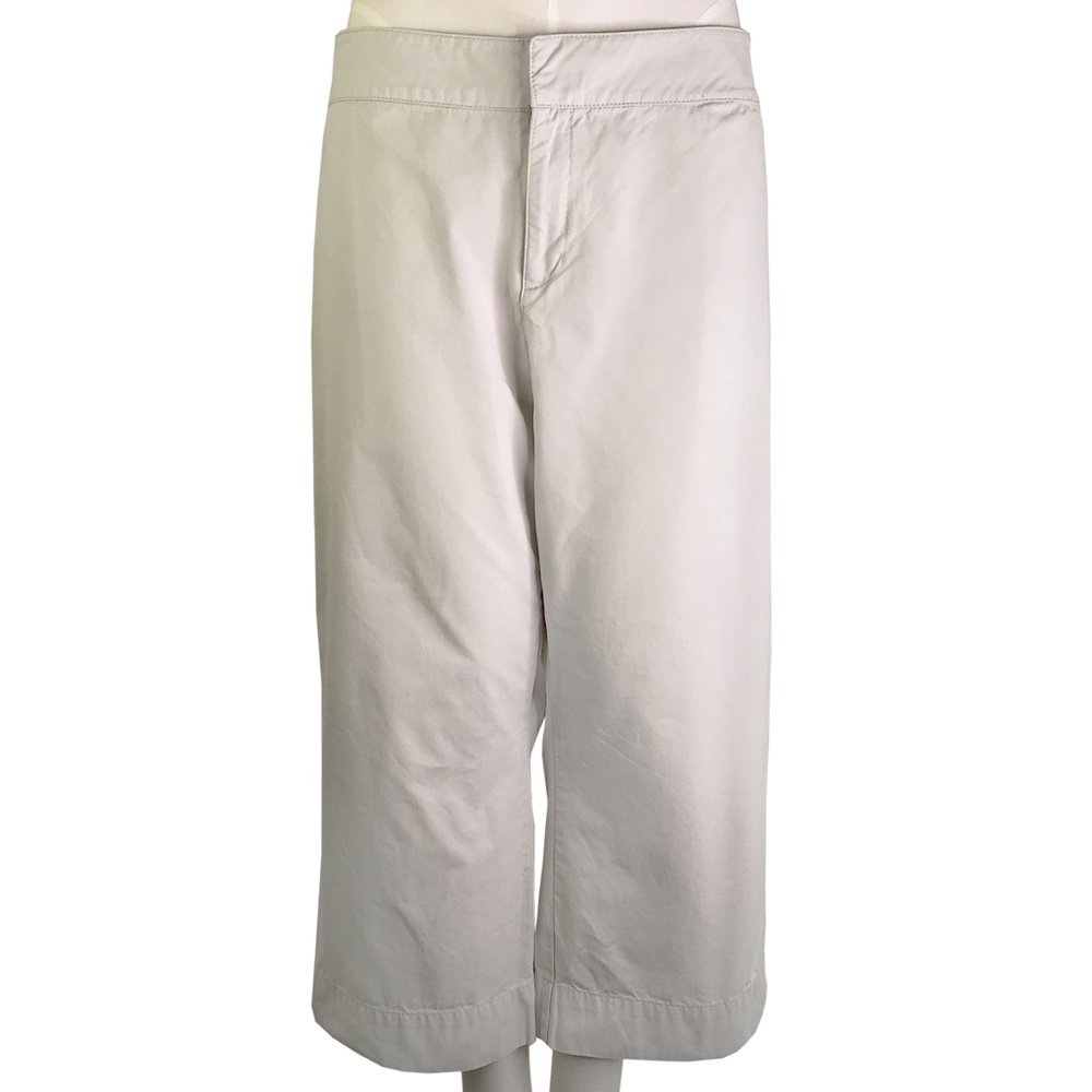 Old Navy Women's Size 20 Khaki Capri Pants